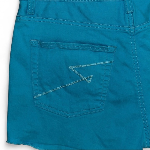 Rock & Republic | Agave Teal Blue Jean Shorts | Size 14 - Picture 5 of 6